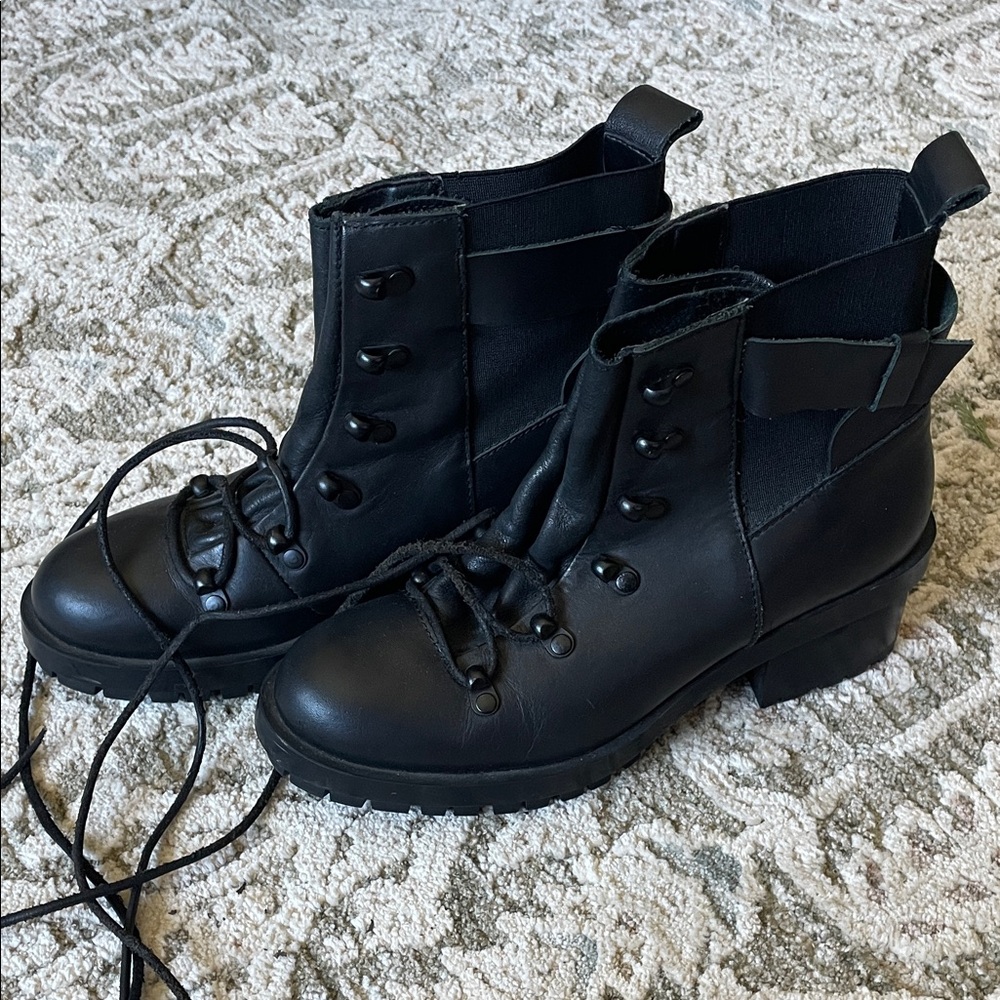 Zara Trafaluc leather combat boots sz36